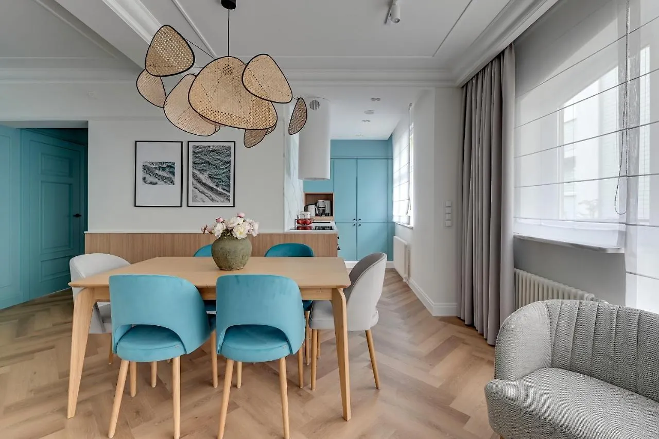 Lion Apartments - Havana Premium Family Stay 索波特